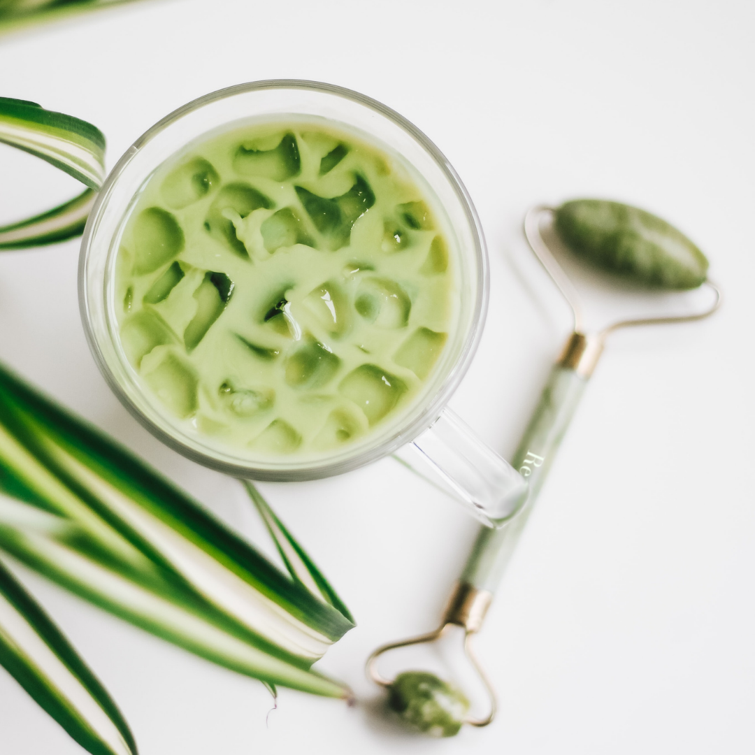 Нефритен масажор за лице Renew Jade Roller
